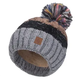 zimowa-czapka-ciepla-pompon-podszewka-polar-dizzy