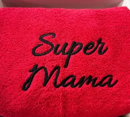 prezent-na-dzien-mamy-recznik-100x50-z-haftem-super-mama-ozdobne-pudelko