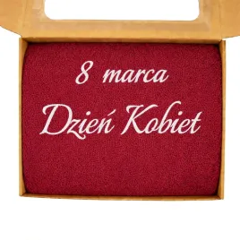 prezent-na-dzien-kobiet-recznik-70x140-z-haftem-8-marca-dzien-kobiet-box