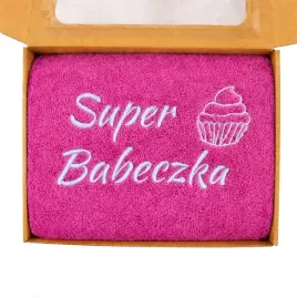 prezent-na-dzien-kobiet-recznik-70x140-z-haftem-super-babeczka-pudelko