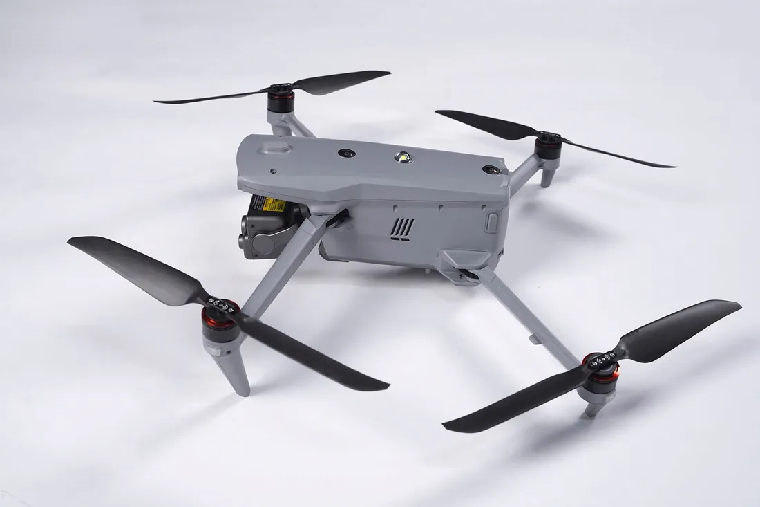 autel-evo-max-4t-v2-standard-bundle-without-logo-model-mdx-1