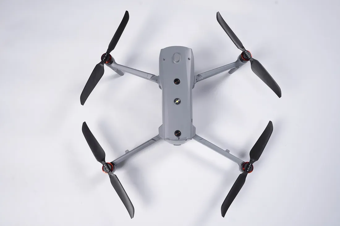 autel-evo-max-4t-v2-standard-bundle-without-logo-model-mdx-1