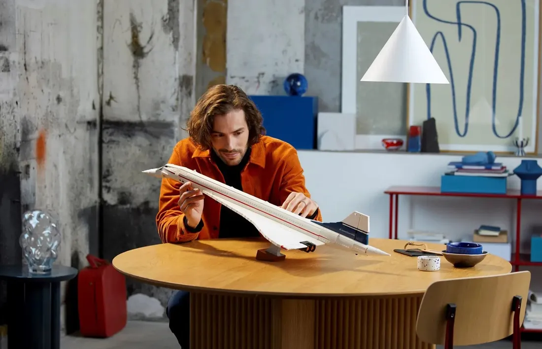 lego-icons-10318-concorde