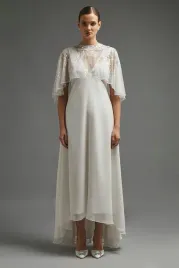 tw15702-coast-zdobiona-sukienka-z-peleryna-2-40