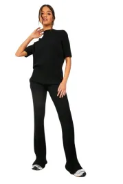 zc52213-boohoo-dzianinowy-komplet-koszulka-spodnie-prazki-1-m