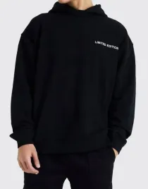 ic17107-boohoo-czarna-dresowa-bluza-z-kapturem-haft-50-m