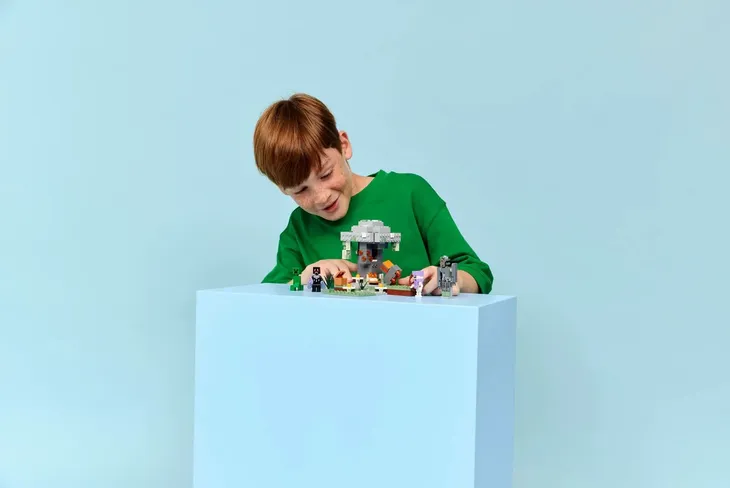 lego-minecraft-21586-blady-ogrod-stan-nowy-bohater-minecraft