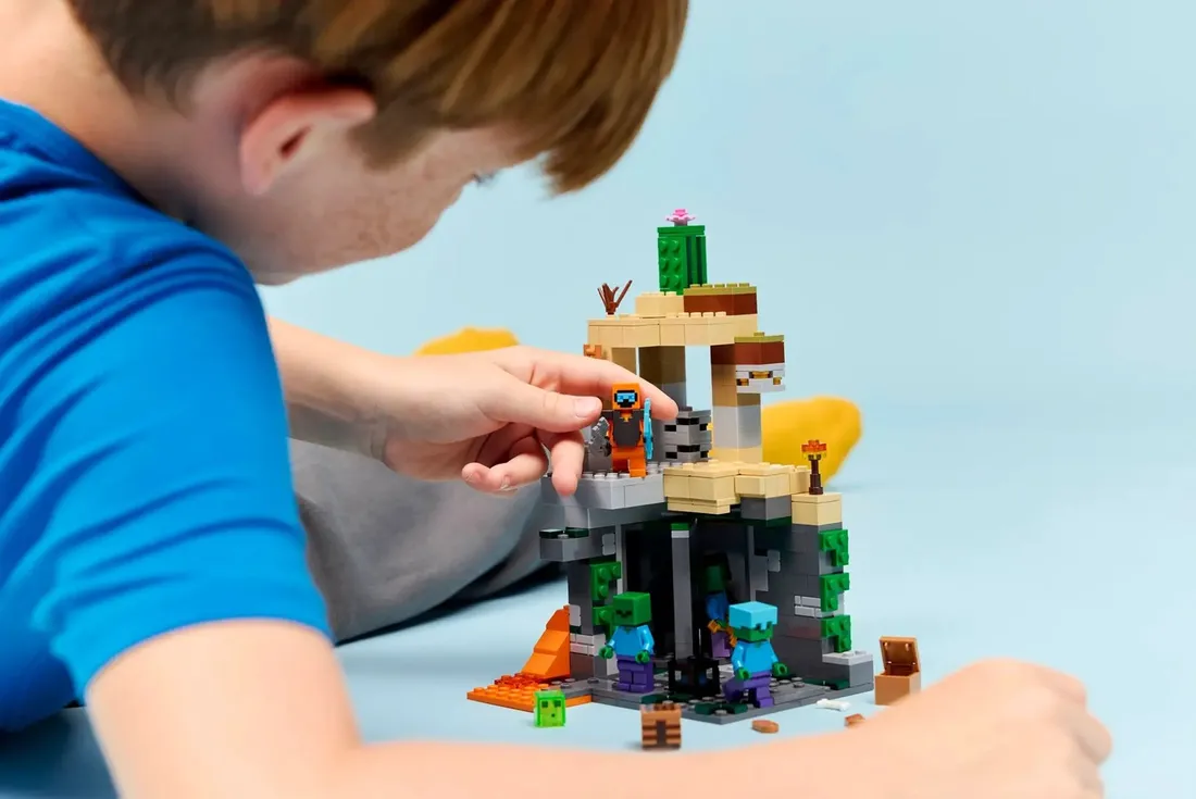 lego-minecraft-21587-loch-zombie-stan-nowy