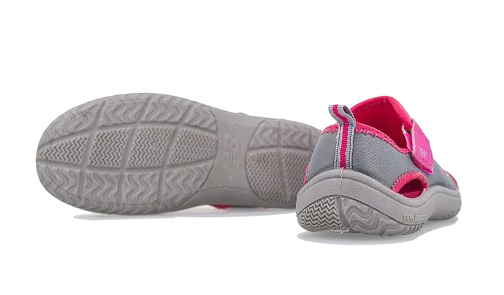 new-balance-sandaly-grey-pink-rozmiar-33