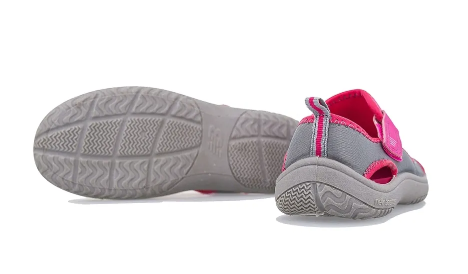 new-balance-sandaly-grey-pink-stan-nowy