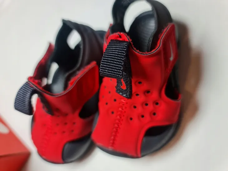 nike-sandaly-sunray-protect-2-td-red-grey-marka-nike