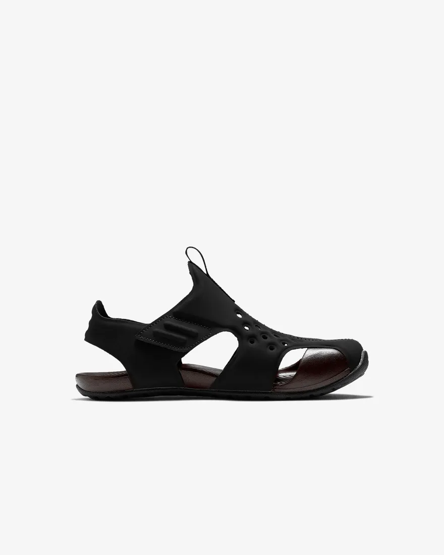 nike-sandaly-sunray-protect-2-ps-black-white