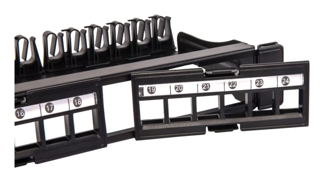 techly-i-ks-pp-24-den-panel-krosowniczy-1u