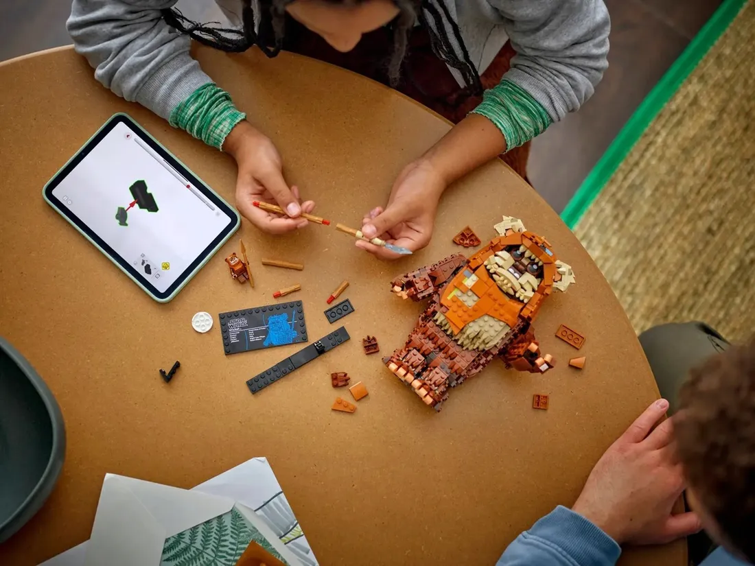 lego-star-wars-75430-ewok-wicket