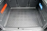 opel-e-combo-e-life-2021-teraz-mata-bagaznik-waga-z-opakowaniem-4-kg