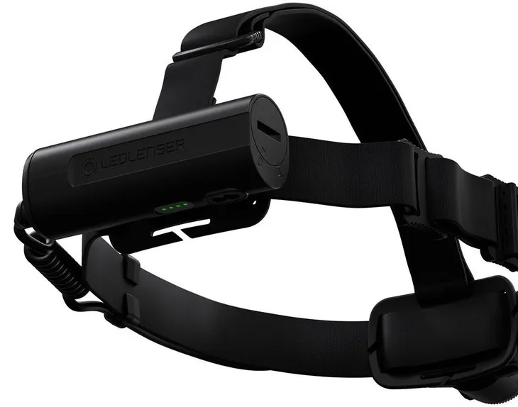 latarka-ledlenser-h7r-core-ledlenser-klasa-wodoszczelnosci-ipx-7