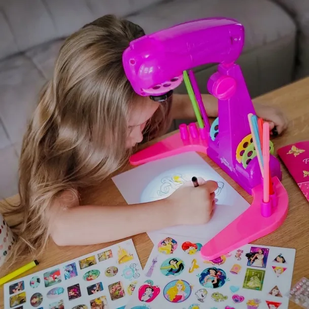 projektor-princess-lisciani-kod-producenta-2563