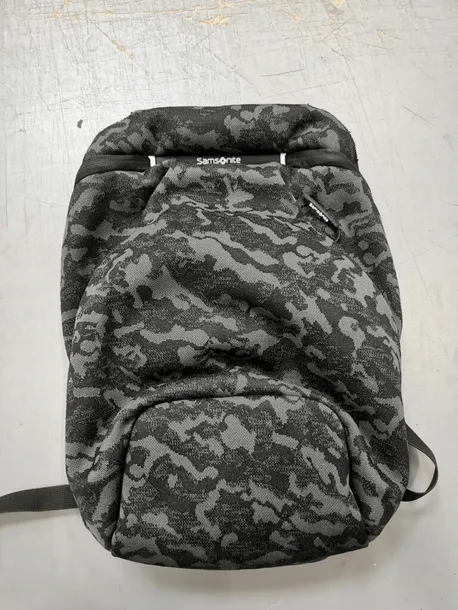 samsonite-neoknit-plecak-camo-black-stan-powystawowy-wielkosc-matrycy-15-6