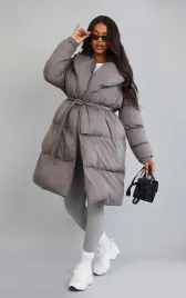 ku645-prettylittlething-puchowy-ciazowy-plaszcz-z-paskiem-44-xs