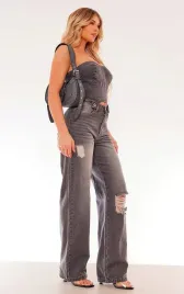 ic47213-kombinezon-jeansowy-odkryte-ramiona-prettylittlething-11-xl