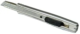 noz-z-ostrzem-lamanym-fatmax-9mm-stanley-104110