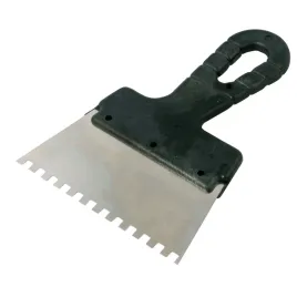 szpachla-nierdzewna-do-sztablatury-250mm-zab-6x6mm-61108
