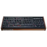 sequential-prophet-10-desktop-syntezator-analogowy