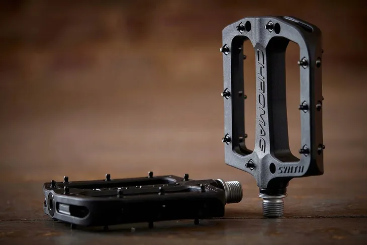 pedaly-platformowe-chromag-synth-dh-fr-enduro-dirt-marka-chromag