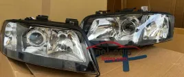 lampa-reflektor-audi-a6-c5-98-01-czarne-halogenowe-h1-h7-kpl
