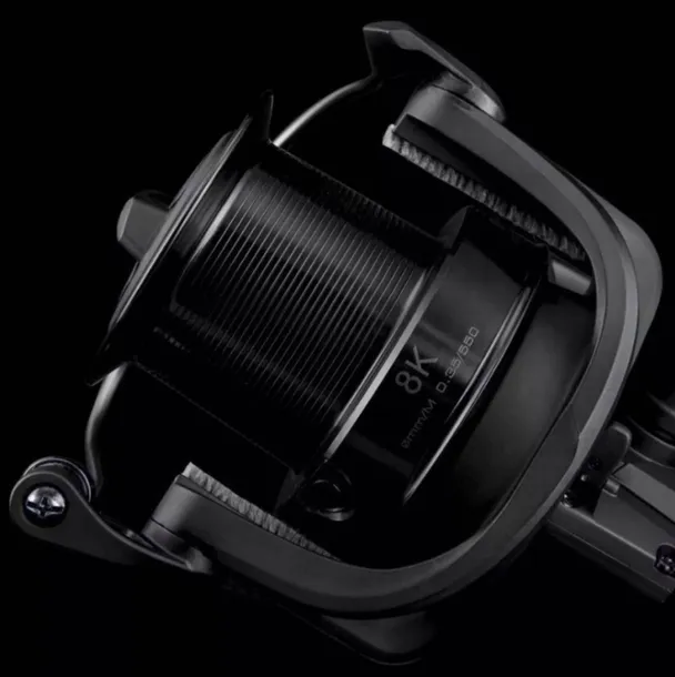 kolowrotek-okuma-8k-fd-5-1bb-4-7-1-nawoj-108-cm