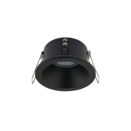 charlie-black-8367-nowodvorski