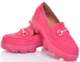 mokasyny-damskie-klasyczne-loafersy-na-platfromie-zamszowe-modne-fuksja