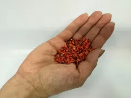 grys-szklany-w-odcieniu-jasno-czerwonym-2-4-mm-garden-grit-45-05kg