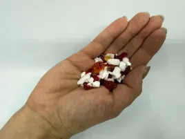 grys-szklany-mix-kolorow-dekoracja-wnetrza-i-ogrodu-garden-grit-47-05kg