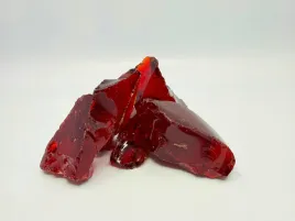 czerwone-bryly-szklane-do-dekoracji-obrzezy-2-5-cm-kamyczki-05kg