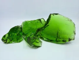 dekoracyjne-bryly-szklane-zielone-6-10-cm-ozdobne-kamienie-ogrodowe-20kg