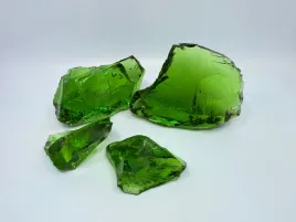 dekoracyjne-bryly-szklane-zielone-7-14-cm-ozdobne-kamienie-ogrodowe-10kg