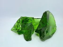 kamienie-szklane-dekoracyjne-zielone-7-14-cm-garden-grit-10kg