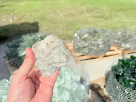 bryly-szklane-bezbarwne-do-gabionu-6-10-cm-kamienie-ogrodowe-10kg