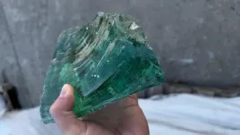 szklo-dekoracyjne-do-ogrodu-zielono-turkusowe-4-8-cm-brylki-10kg