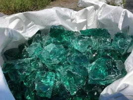 szklo-dekoracyjne-do-ogrodu-zielono-turkusowe-4-8-cm-brylki-20kg