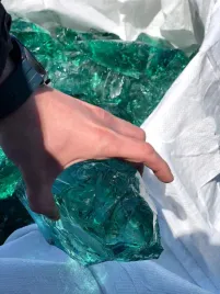 szklana-dekoracja-ogrodowa-zielono-turkusowa-7-14-cm-bryly-ozdobne-250kg