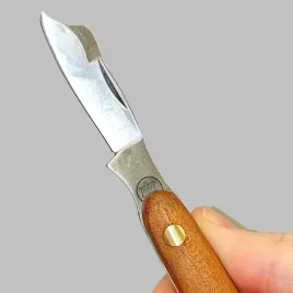 noz-do-szczepien-okulizak-db-205l-drewno