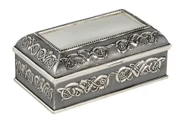 szkatulka-na-bizuterie-srebrna-metal-platerowana