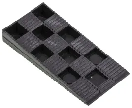 kliny-montazowe-pcv-do-drzwi-okien-maly-14x43x93mm-10-sztuk