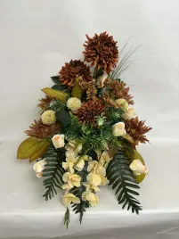 kompozycja-kwiaty-na-grob-cmentarz-bukiet-doniczka-sztuczne-kwiaty