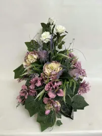 kompozycja-kwiaty-na-grob-cmentarz-bukiet-doniczka-sztuczne-kwiaty