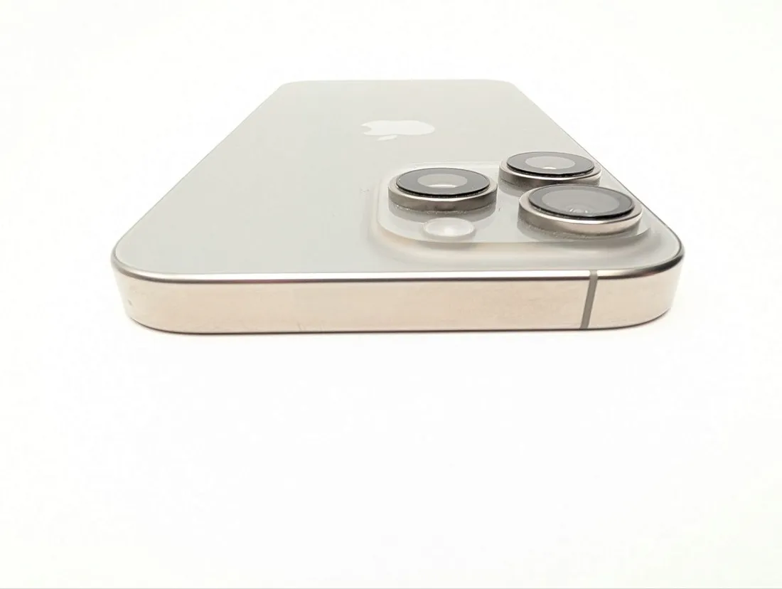 apple-iphone-16-pro-max-256gb-tytan-naturalny