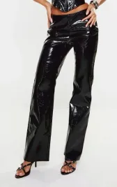 lc16307-spodnie-czarne-vinylowe-proste-wysoki-stan-prettylittlething-45-s