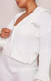 lc44206-prettylittlething-rozpinany-sweter-z-kapturem-45-46